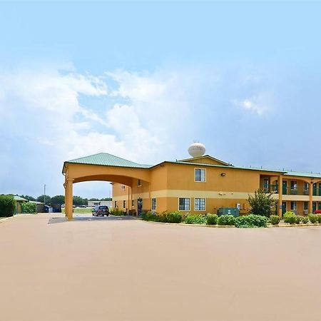 Pine Point Inn & Suites Smithville Εξωτερικό φωτογραφία